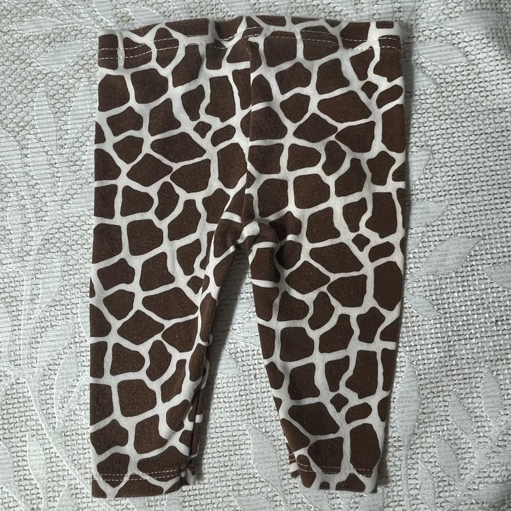 Carters charming giraffe